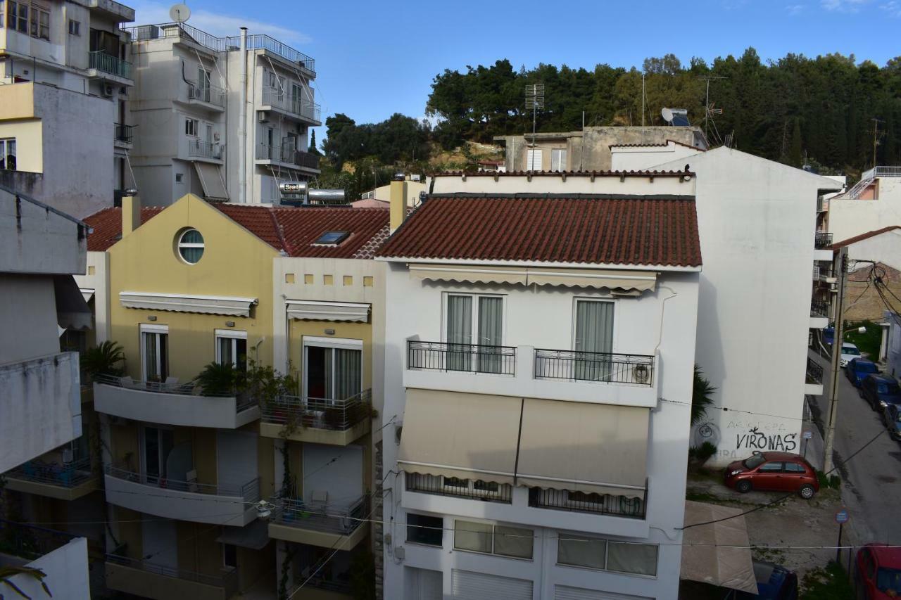 Adriana'S Loft Lägenhet Patras Exteriör bild